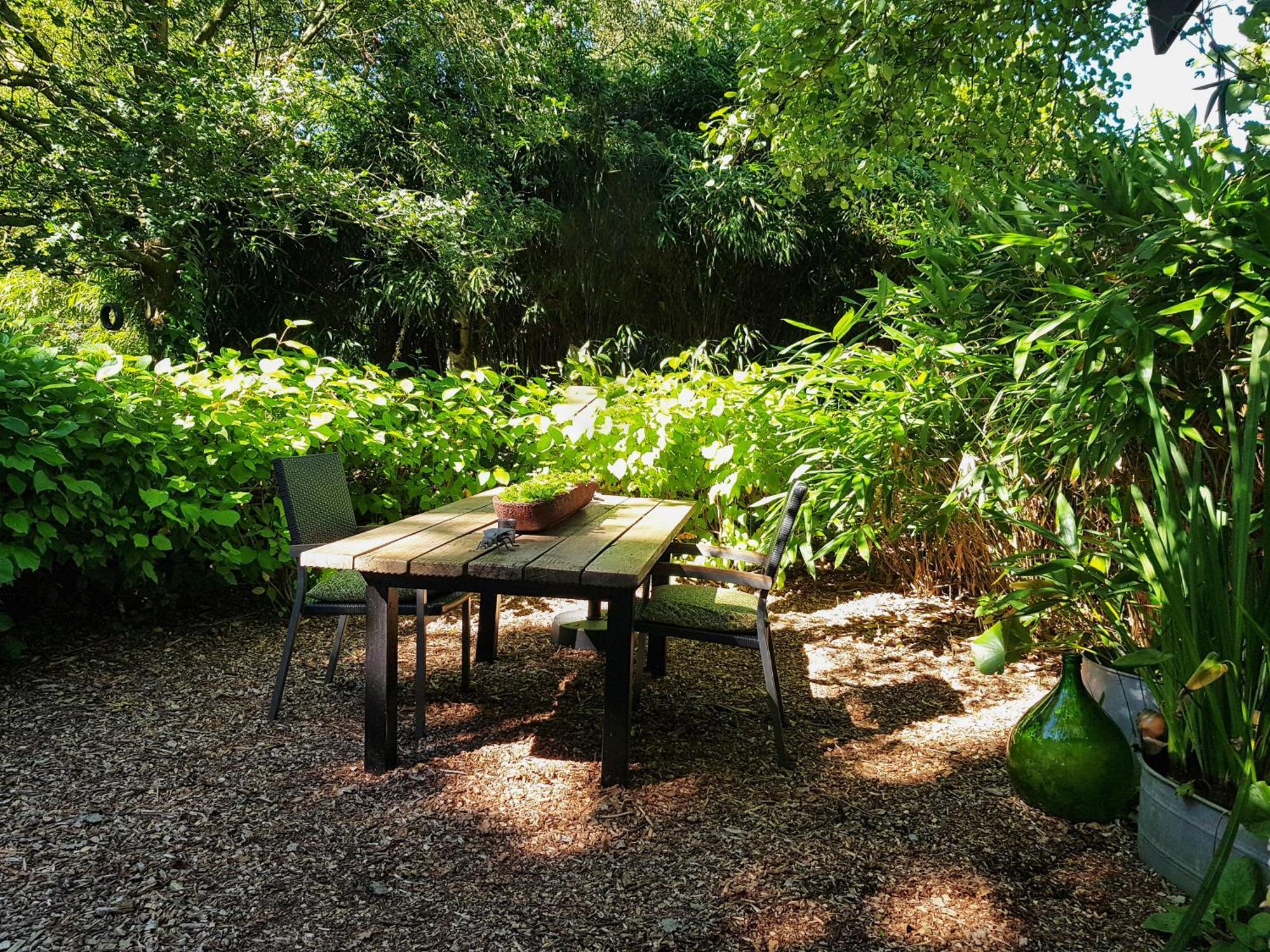 Natuurhuisje 't Poepekrus Kootstertille Buitenkant foto